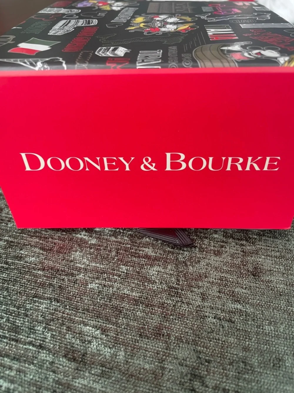 Dooney & Bourke LE, Black MagicBand from Italy Pavillon. - Picture 3 of 9
